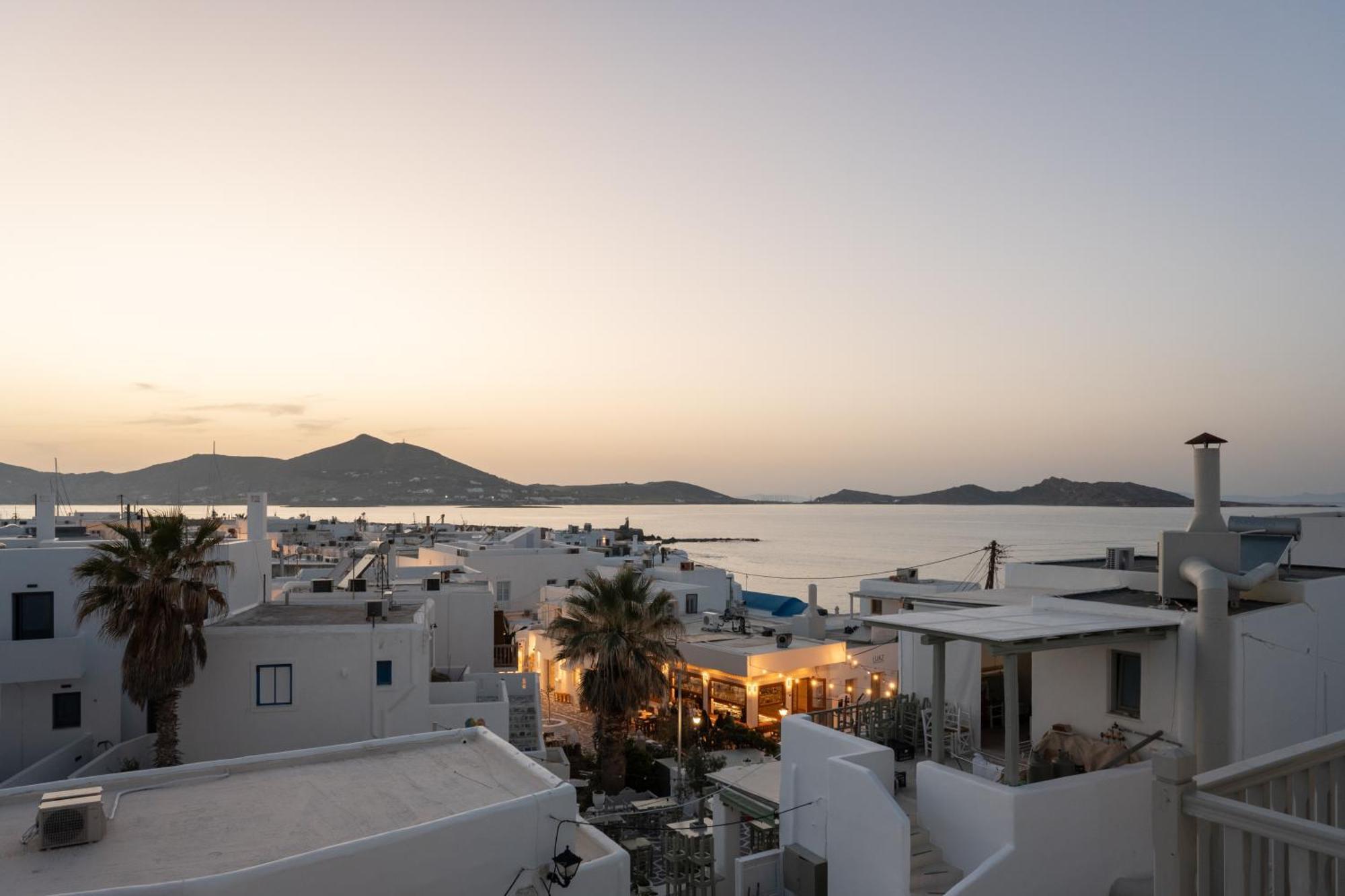 Caper-2 Bedroom Traditional Home With Amazing View ナウサ エクステリア 写真