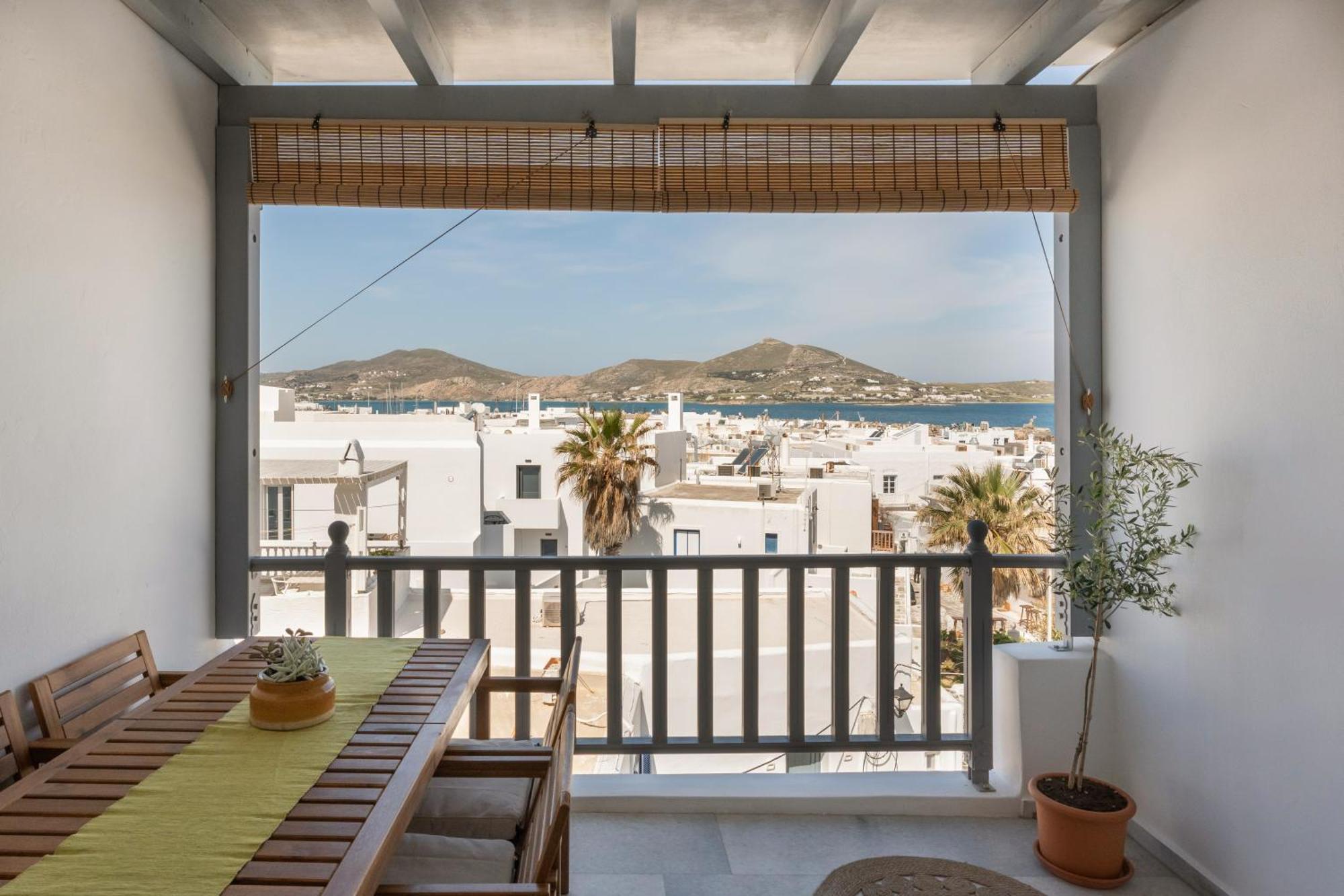 Caper-2 Bedroom Traditional Home With Amazing View ナウサ エクステリア 写真