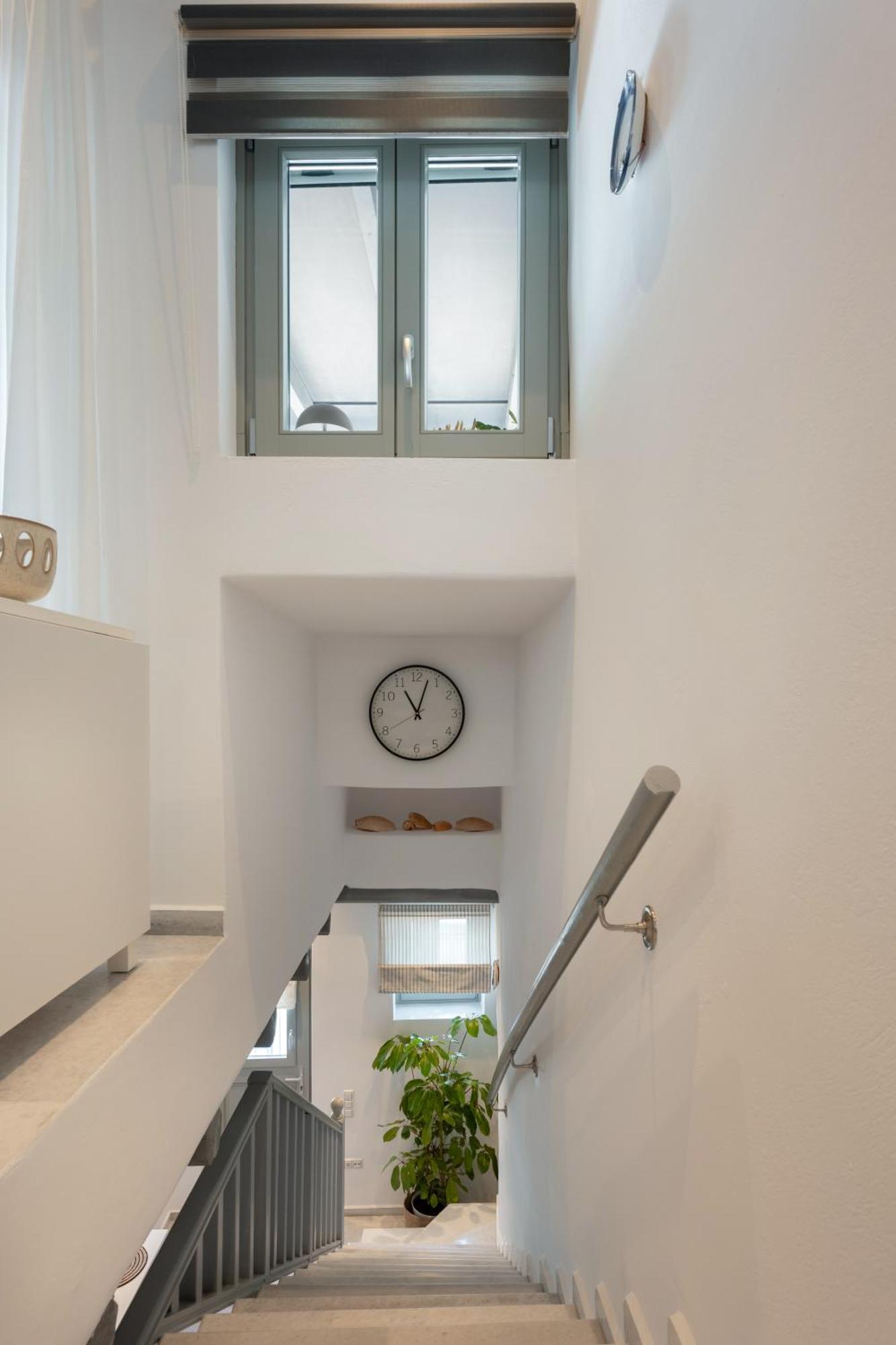 Caper-2 Bedroom Traditional Home With Amazing View ナウサ エクステリア 写真