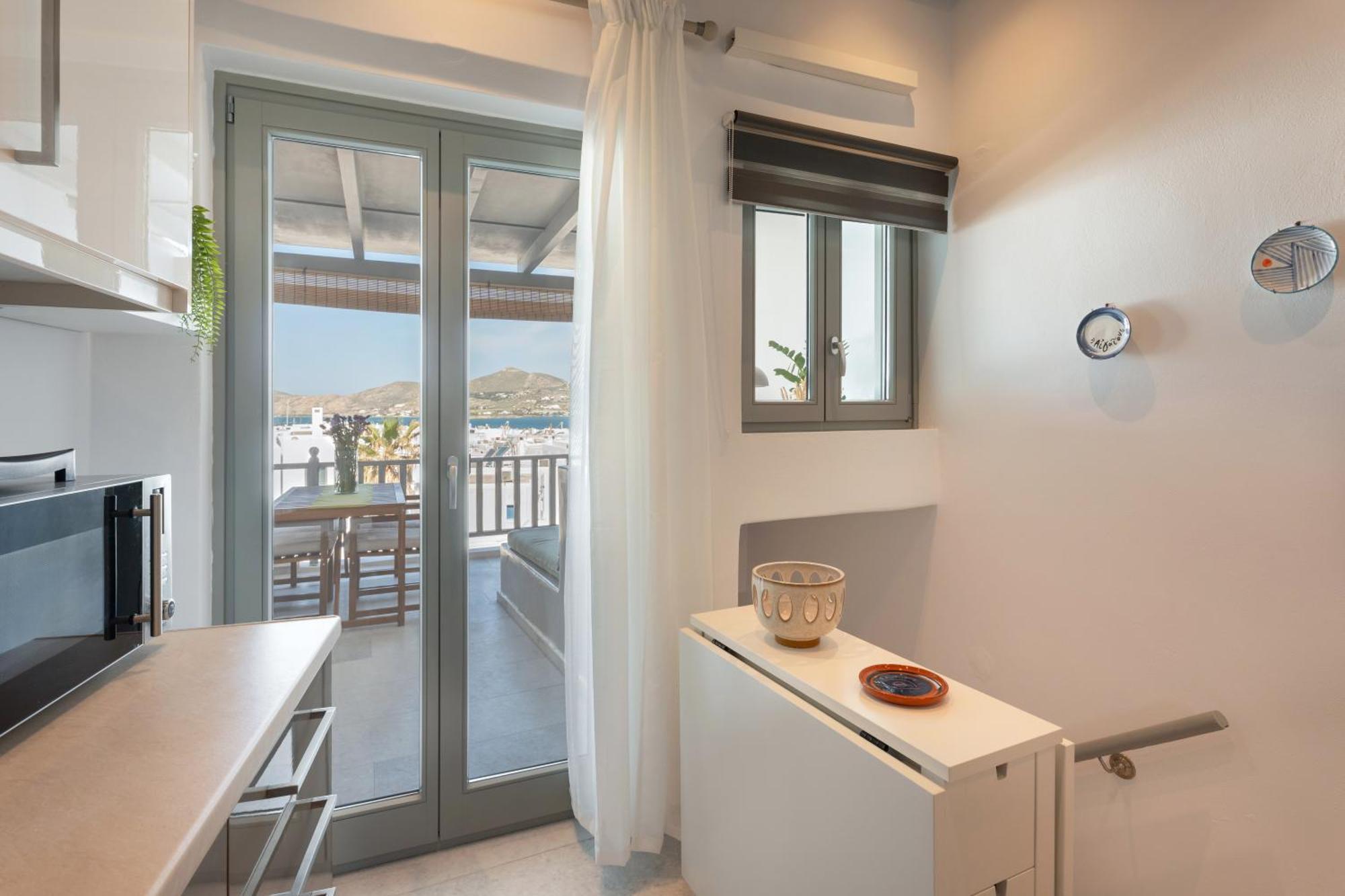 Caper-2 Bedroom Traditional Home With Amazing View ナウサ エクステリア 写真
